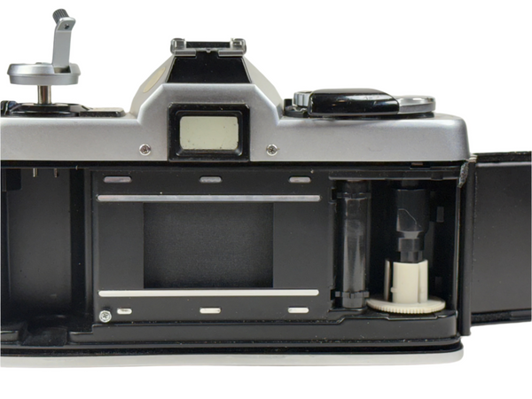Minolta XG-1 open