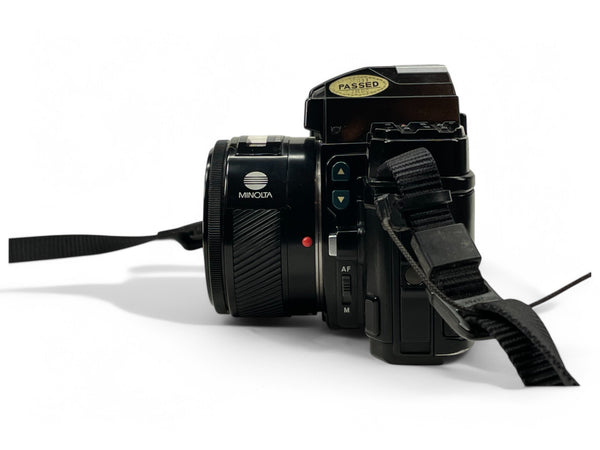 Minolta Maxxum 7000 w/ Maxxum 50mm lens 2