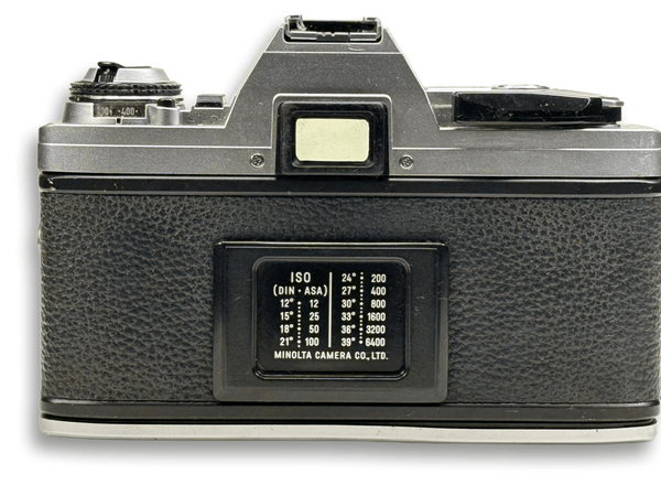 Vintage Minolta x370 w/ 50mm lens 4