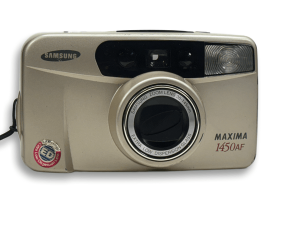 Samsung Maxima point and shoot 35mm film camera with auto focus and zoom.